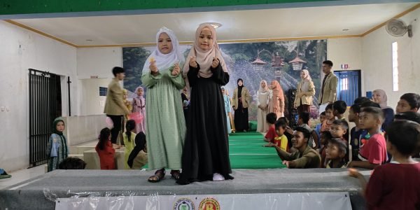 module:1facing:0; ?hw-remosaic: 0; ?touch: (0.42291665, 0.42291665); ?modeInfo: ; ?sceneMode: LLHDR; ?cct_value: 0; ?AI_Scene: (-1, -1); ?aec_lux: 0.0; ?hist255: 0.0; ?hist252~255: 0.0; ?hist0~15: 0.0; ?module:1facing:0;
hw-remosaic: 0;
touch: (0.42291665, 0.42291665);
modeInfo: ;
sceneMode: LLHDR;
cct_value: 0;
AI_Scene: (-1, -1);
aec_lux: 0.0;
hist255: 0.0;
hist252~255: 0.0;
hist0~15: 0.0;