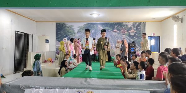 module:1facing:0; ?hw-remosaic: 0; ?touch: (0.3715278, 0.3715278); ?modeInfo: ; ?sceneMode: LLHDR; ?cct_value: 0; ?AI_Scene: (-1, -1); ?aec_lux: 0.0; ?hist255: 0.0; ?hist252~255: 0.0; ?hist0~15: 0.0; ?module:1facing:0;
hw-remosaic: 0;
touch: (0.3715278, 0.3715278);
modeInfo: ;
sceneMode: LLHDR;
cct_value: 0;
AI_Scene: (-1, -1);
aec_lux: 0.0;
hist255: 0.0;
hist252~255: 0.0;
hist0~15: 0.0;